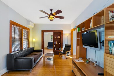 Delightful living room