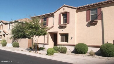 20121003153317997826000000-o[1]