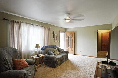 801 Joyful St, Columbus, OH 43204 - photo 2