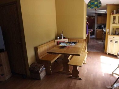 Breakfast Room.