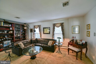 30 Dogwood Dr, Phoenixville, PA 19460 - photo 3