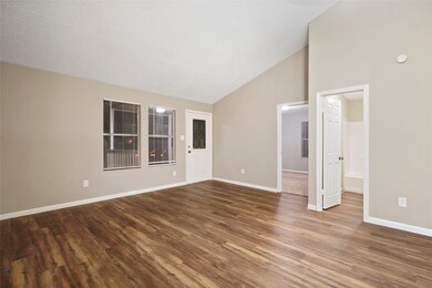 156 Country Oaks St, Brazoria, TX 77422 - photo 6