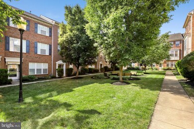 2321 Huntington Station Ct, Alexandria, VA 22303 - photo 4