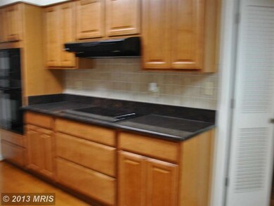 3302 Parkside Terrace, Fairfax, VA 22031 - photo 4