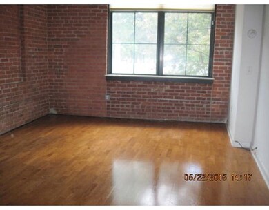 Fremont Lofts unit 219, Worcester, MA 01603 - photo 5