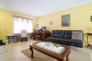 99 Arrowood Ct, Staten Island, NY 10309 - photo 3