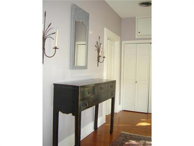 Foyer.