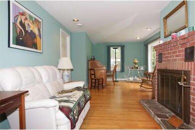 77 Maple Ln, Northborough, MA 01532 - photo 5