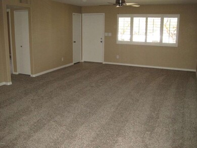 (05) Family Room