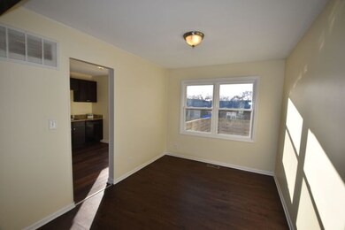 1307 Foxcroft Dr, Aurora, IL 60506 - photo 3