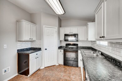10727 Pony Mesa, San Antonio, TX 78254 - photo 7