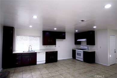 764 E Turmont St, Carson, CA 90746 - photo 3