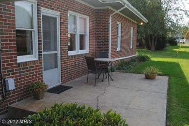 702 Juniper Rd, Linthicum Heights, MD 21090 - photo 2