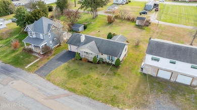 1932 Spring Garden Ave, Berwick, PA 18603 - photo 3