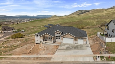 2275 E Meadow Lark Ln N, North Logan, UT 84341 - photo 2