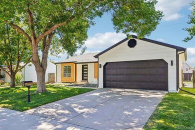 16921 E Progress Cir N, Centennial, CO 80015 - photo 2