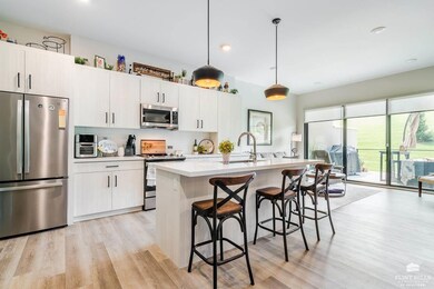 3010 Fieldhouse Cir unit 109, Manhattan, KS 66503 - photo 3