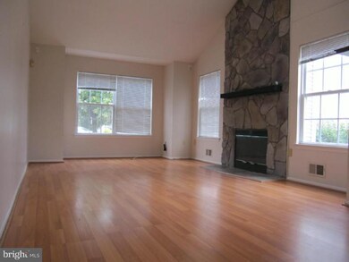 17 Jill Ct, Monmouth Junction, NJ 08852 - photo 2