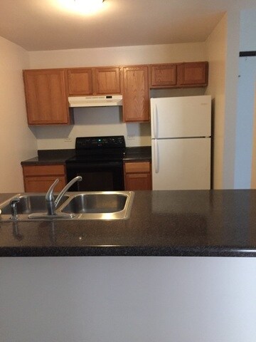 2909 Willow Ln unit 4, Zion, IL 60099 - photo 5