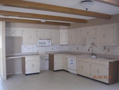 17006 Carson Dr unit 3, Horizon City, TX 79928 - photo 4