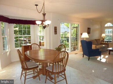 9033 Scott St, Springfield, VA 22153 - photo 4