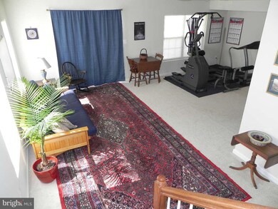 15328 Tewkesbury Place, Upper Marlboro, MD 20774 - photo 2