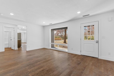 654 S Laurel Ave, Springfield, MO 65802 - photo 7