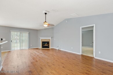 Low Res MLS Size (8 of 27)