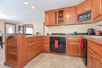 9 Pine Ridge Rd, Webster, MA 01570 - photo 6