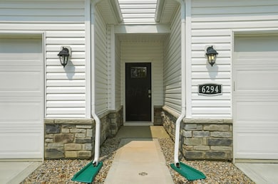 6294 Marinelli Dr S, Columbus, OH 43228 - photo 4