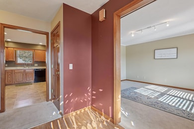 760 Birchwood Dr, Greenville, OH 45331 - photo 4