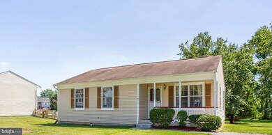 11811 Cleaver Dr, Bowie, MD 20721 - photo 2