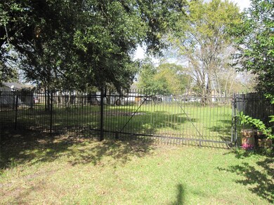 3511 Seabrook St, Houston, TX 77021 - photo 4