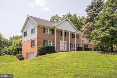 127 Bridle Cir, Lancaster, PA 17603 - photo 2