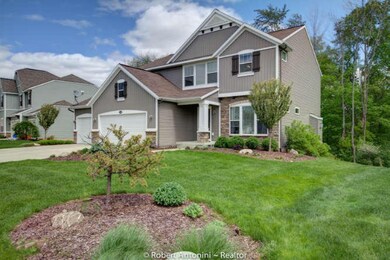 3614 Bridgehampton Dr NE Grand-small-003