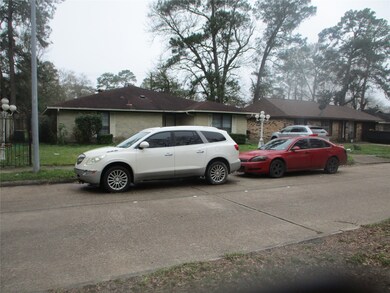 7634 Parker Rd, Houston, TX 77016 - photo 3
