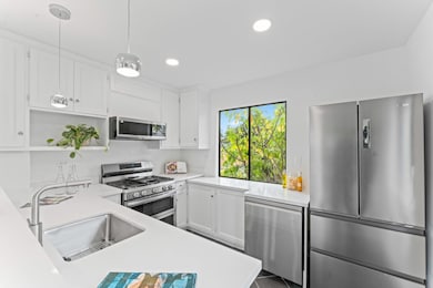 339 Monterey St, Brisbane, CA 94005 - photo 6