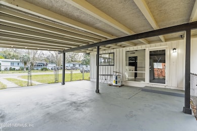 CARPORT