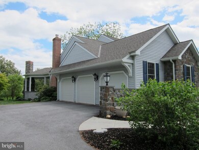 123 N Iroquois Ln, Chester Springs, PA 19425 - photo 2
