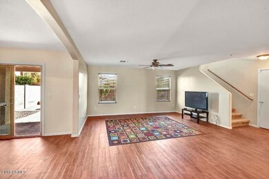 2 Great Room (800x534)