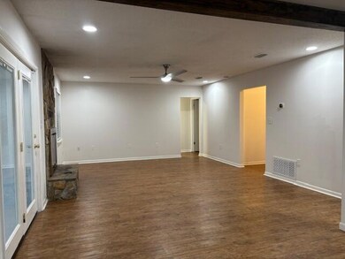 519 Nutmeg Ave, Niceville, FL 32578 - photo 7