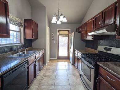 1967 Dana Bree Dr, El Paso, TX 79936 - photo 6