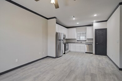5624 Kittridge St unit B, Houston, TX 77028 - photo 3