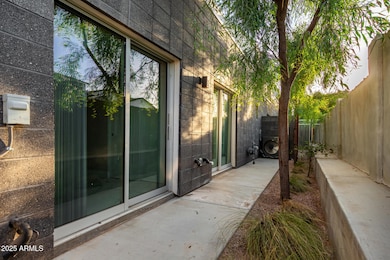 4525 N 40th St, Phoenix, AZ 85018 - photo 4