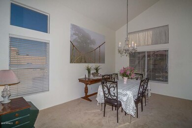 07 Dining Room