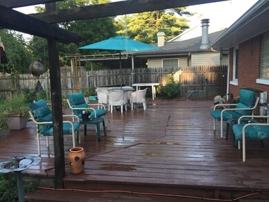 1011 E Illinois St, Wheaton, IL 60187 - photo 3