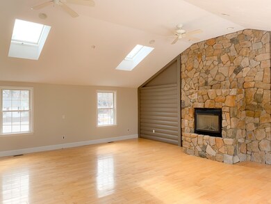 661 Main St unit 661, Millis, MA 02054 - photo 6