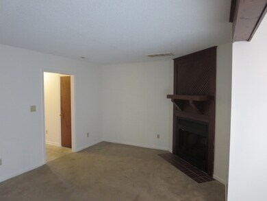 109 Brenda Dr, Jacksonville, NC 28546 - photo 5