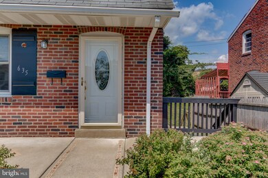 635 Clymer Ln, Ridley Park, PA 19078 - photo 4