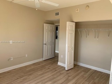 888 S Douglas Rd unit 1010, Coral Gables, FL 33134 - photo 6